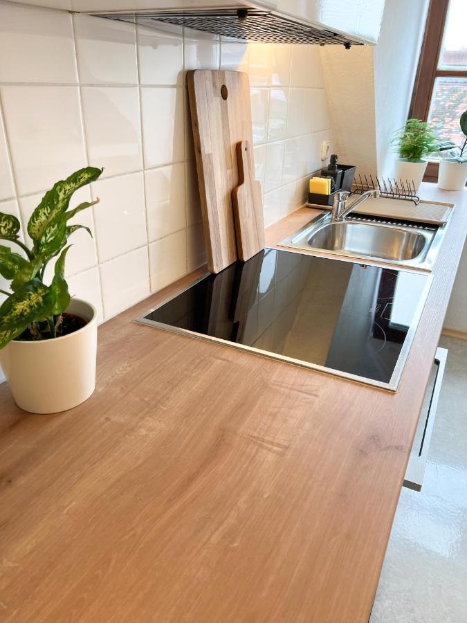 Nami - Robin - Helle Apartments Mitten In Der Stadt Меминген Екстериор снимка